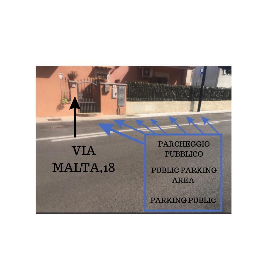 Presso La Maison De Gioel Usufruirai Di Un Appartamento Indipendente Dotato Di Uso Cucina E Lavatrice Arredato In Maniera Funzionale Situato In Ottima Posizione Vicino A Supermercati Caffetterie Pasticcerie Bar Pizzerie E Tanti Altri Servizi أولبيا المظهر الخارجي الصورة